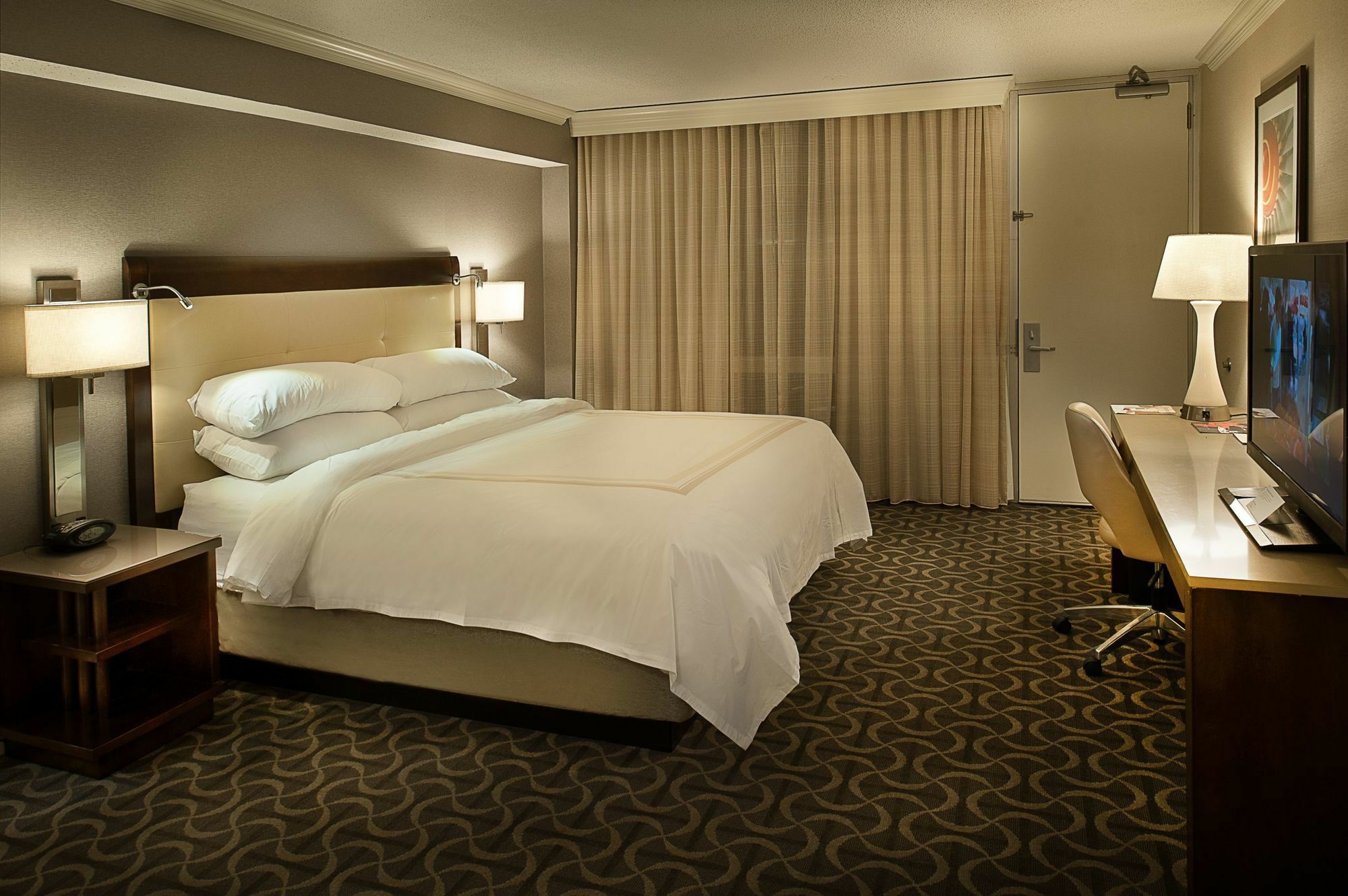 Marriott St. Louis Airport Hotel Edmundson Exterior photo